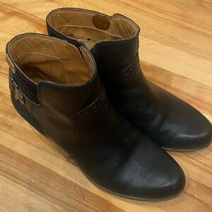 Pikolinos Rotterdam leather ankle boots rarely worn. Equivalent to a women’s 9.